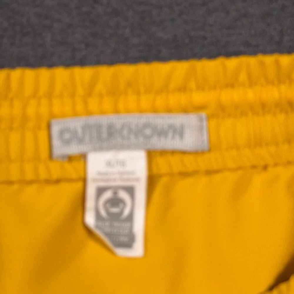 Outerknown Swim Trunks Men XL Yellow Unlined Quick Dry Board Shorts Pocket Beach